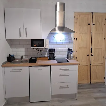 Apartamento La Zarzamora-patio Privado