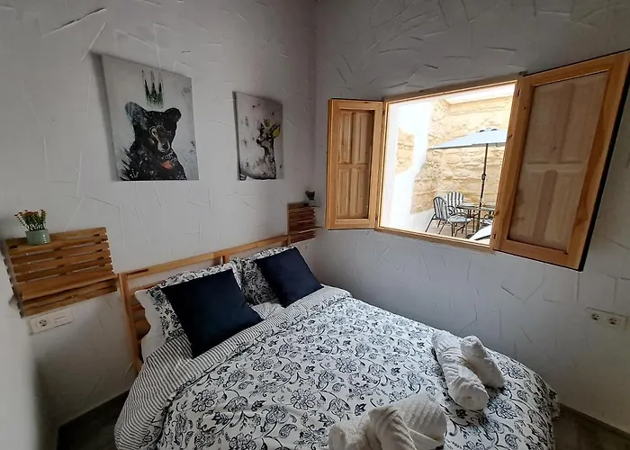 Apartamento La Zarzamora-patio Privado Jerez de la Frontera