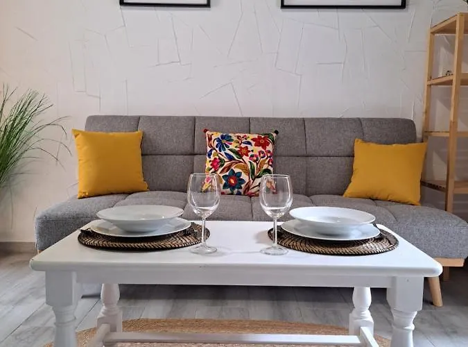 Apartamento La Zarzamora-patio Privado Jerez de la Frontera