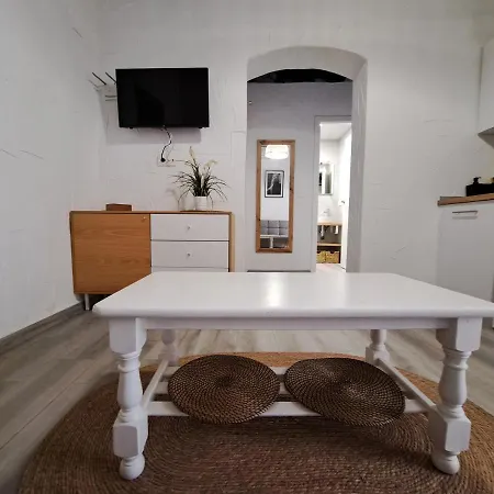 Apartamento La Zarzamora-patio Privado * جيريز