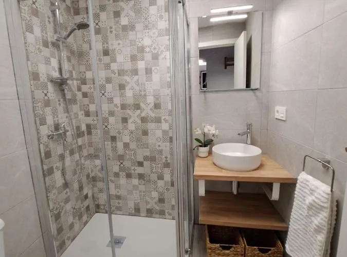 Apartamento La Zarzamora-patio Privado *